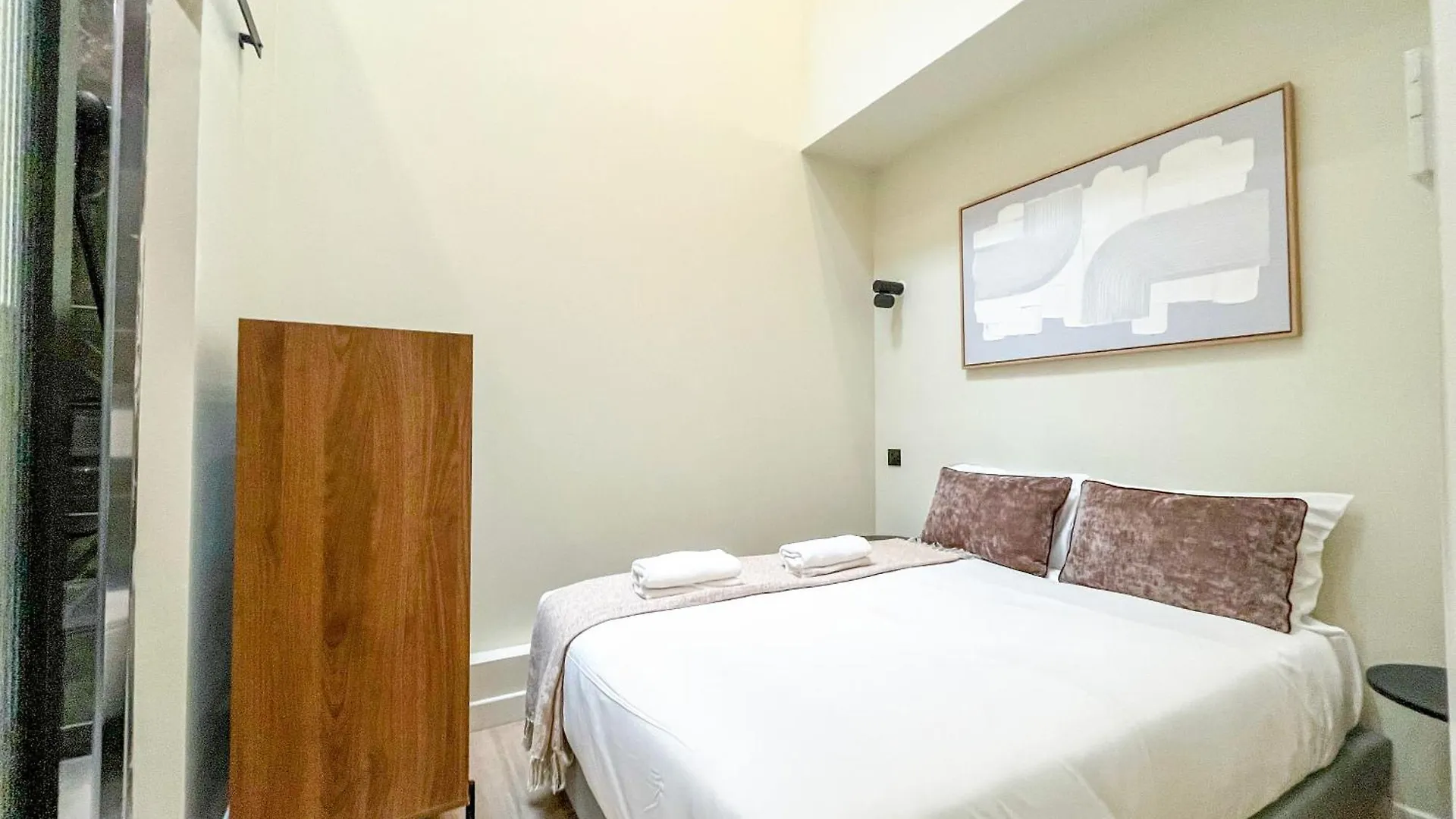 Appartement Urban Flat 199 - Parisian 5 Bedroom Central Flat